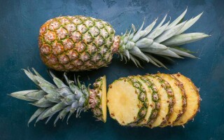 Как ананас избавляет от запора?